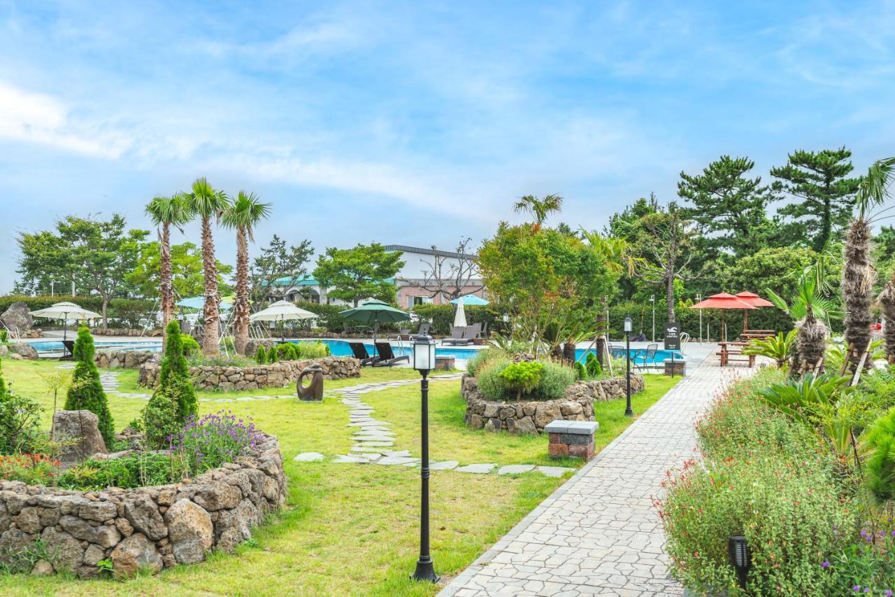 Hallim Resort Jeju Exterior photo